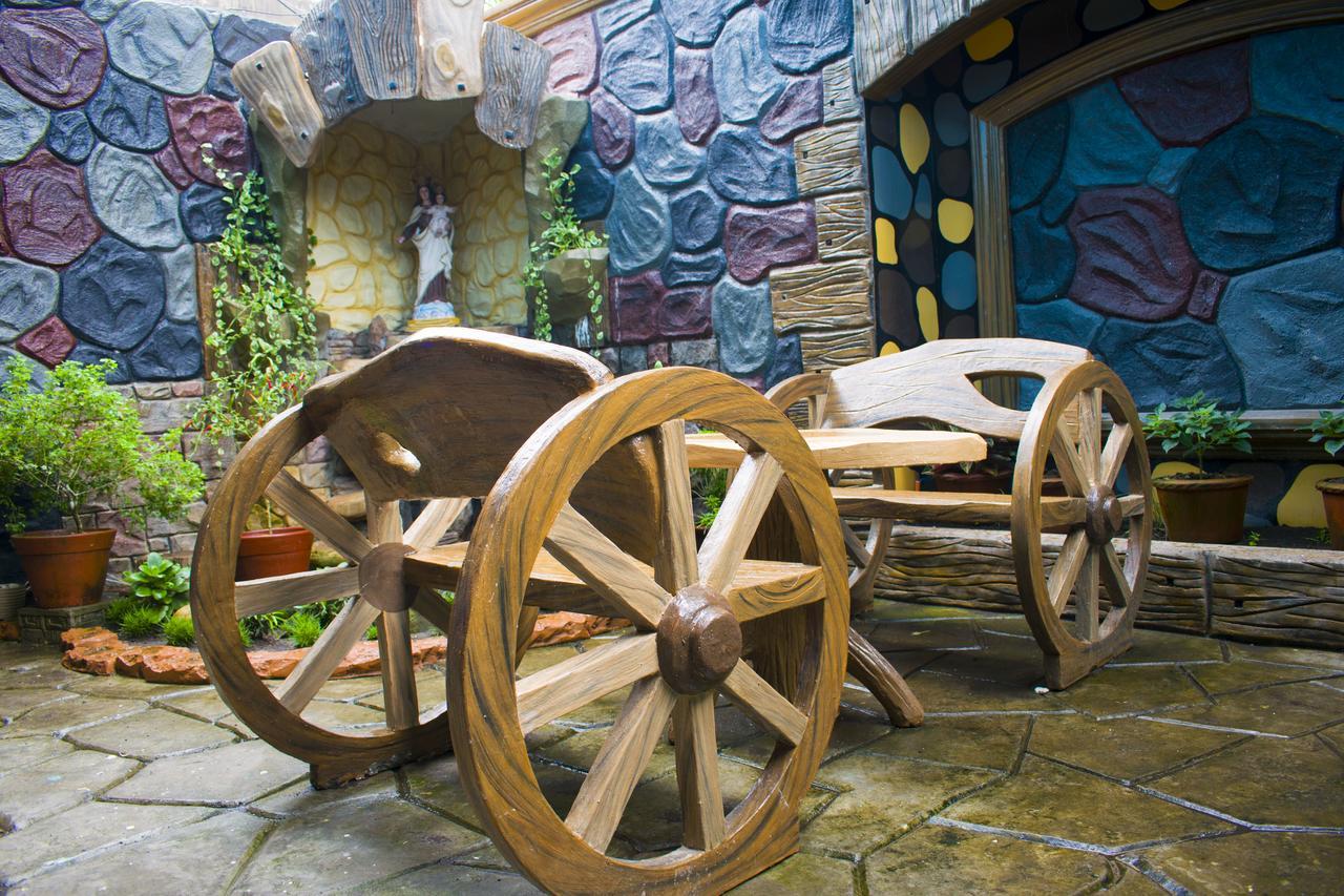 Royal Mansion Hotel Tabaco Exterior photo